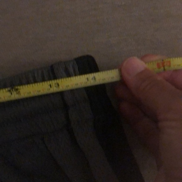 Raiders Gray Shorts - Picture 4 of 5